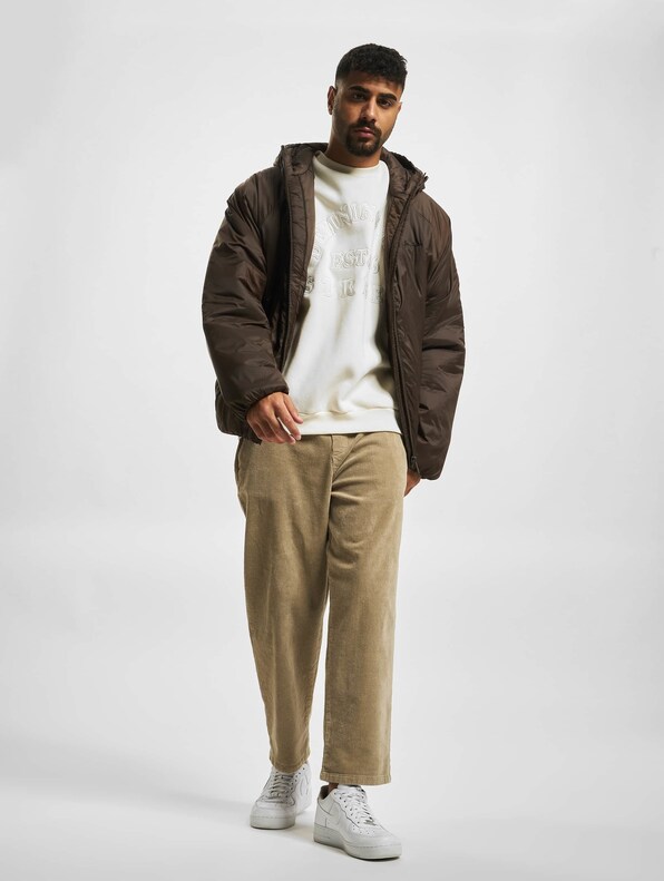 Script Logo Round Padded -6