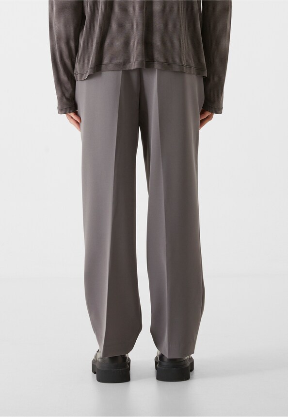 Double Pleated Dressed -1