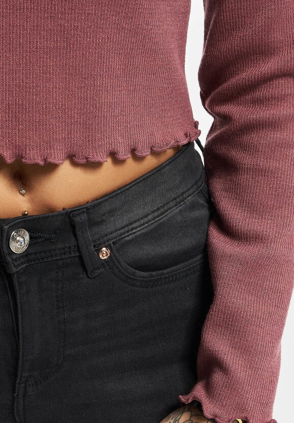 Kitty Cropped-2