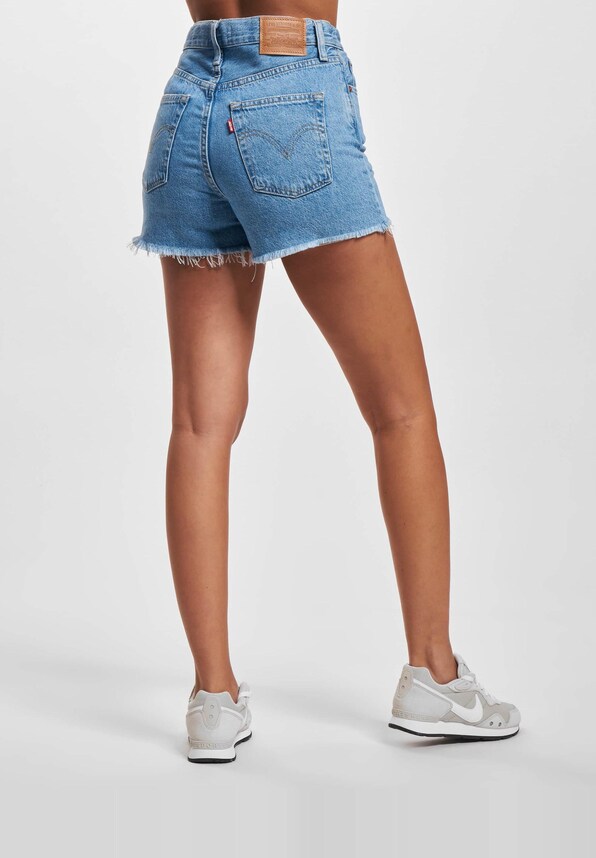Levis Ribcage Shorts-1