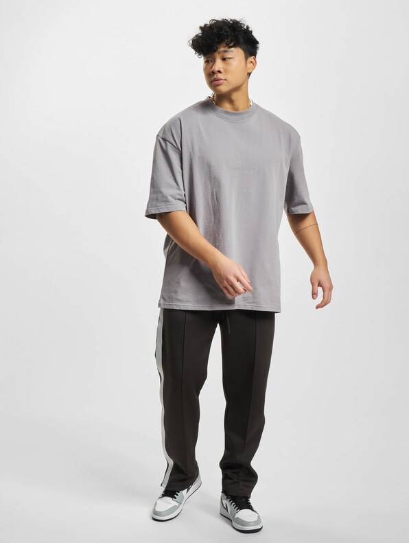 Colne Logo Oversized Vintage-5