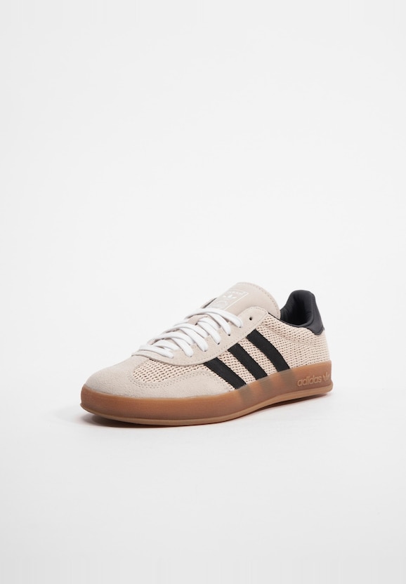 Gazelle Indoor -2