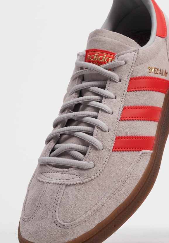 Handball Spezial-8