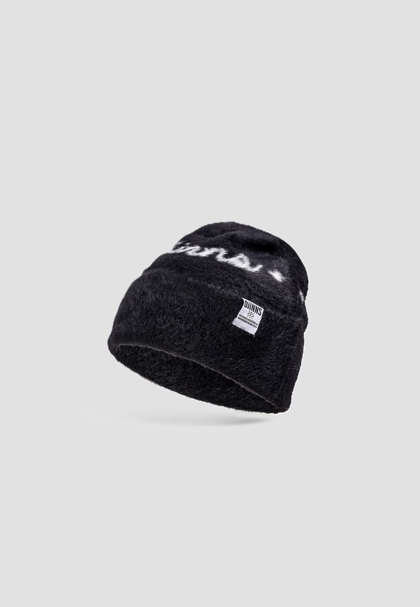 Hairy Beanie Tag-1