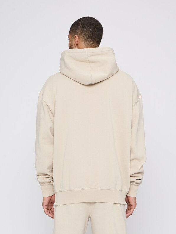 Logo Oversized-1