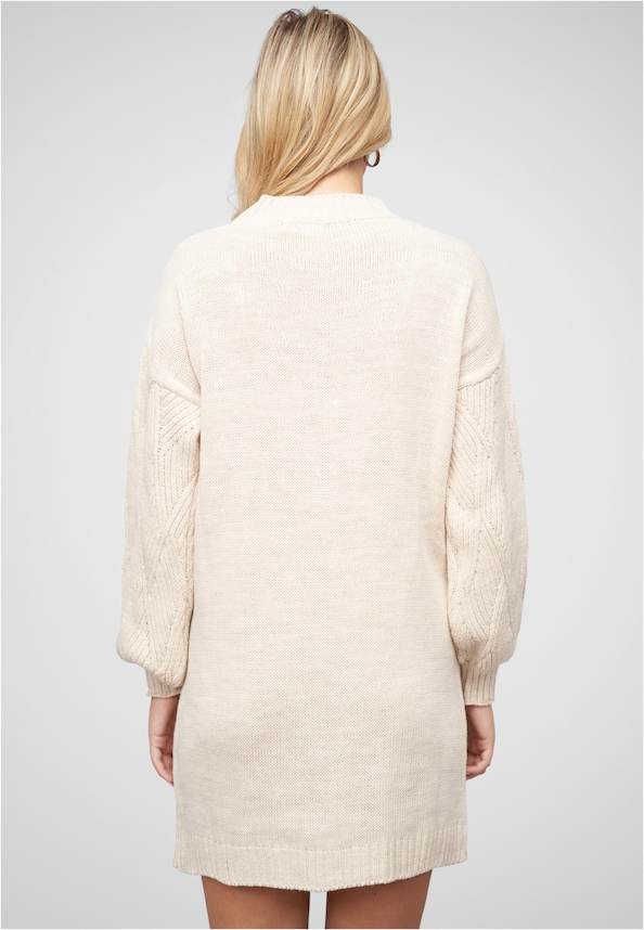 Strickkleid mit Rautenmuster und hohem Kragen-1