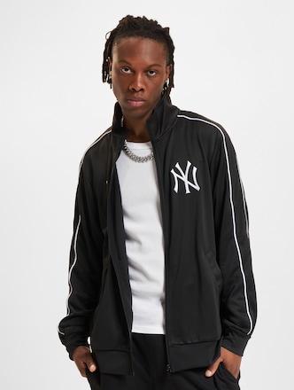 MLB Track Top New York Yankees