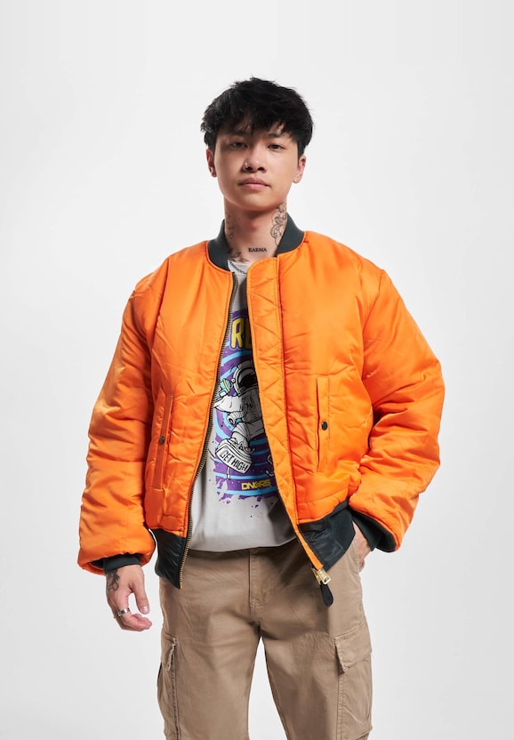 Alpha Industries MA-1 Heritage Bomberjacken-1