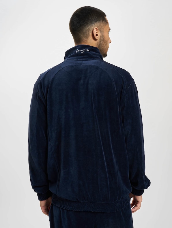 Script Logo Essential Velours-1