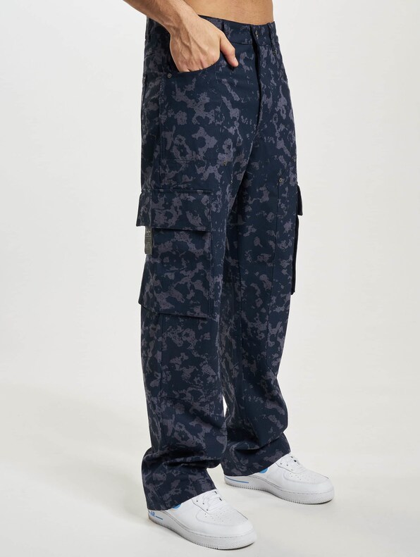 Script Logo Floral Camouflage-2