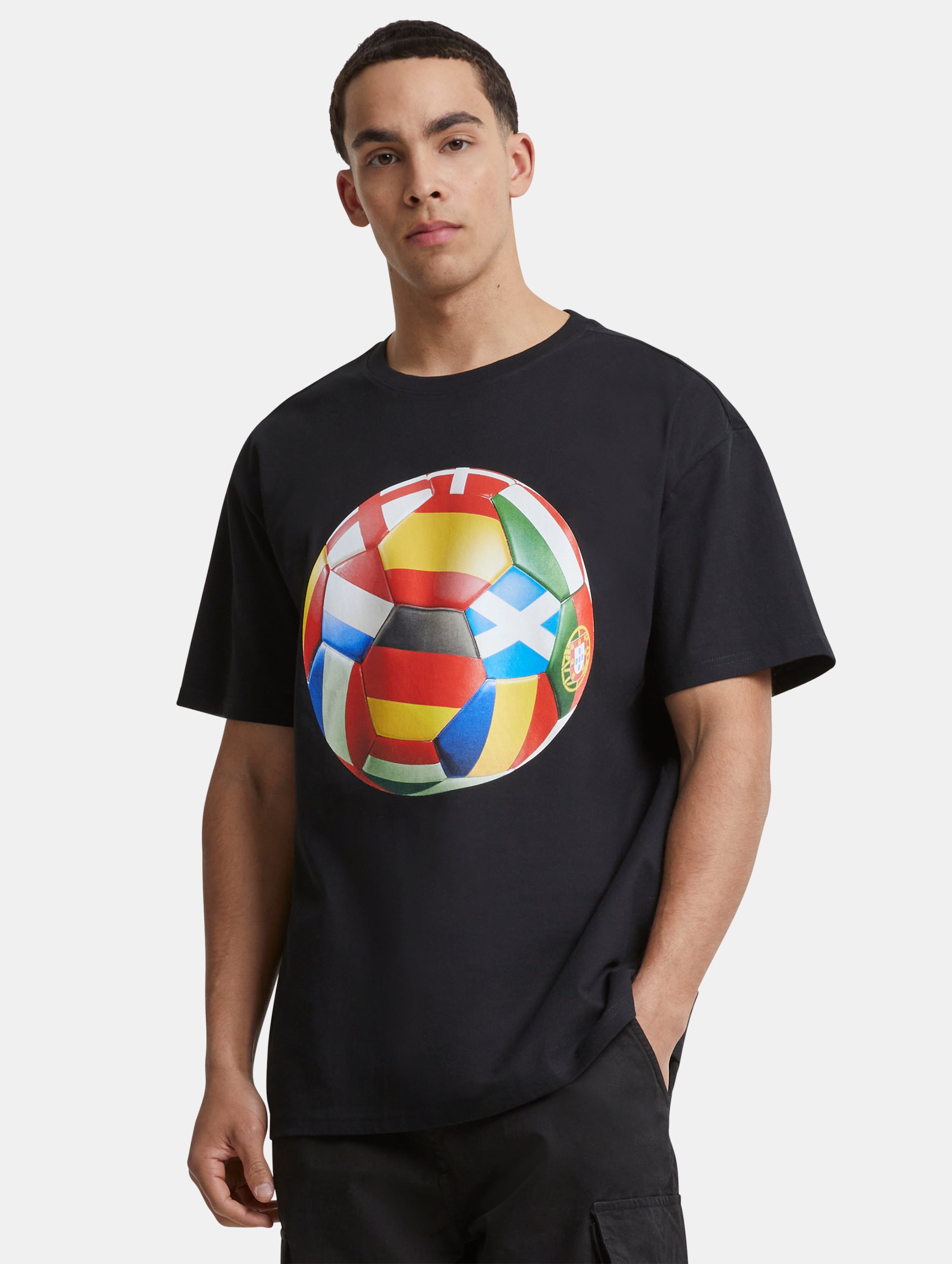 Mister Tee Upscale Football's coming Home 2024 Europe Tour Oversize T-Shirts Männer,Unisex op kleur zwart, Maat XS