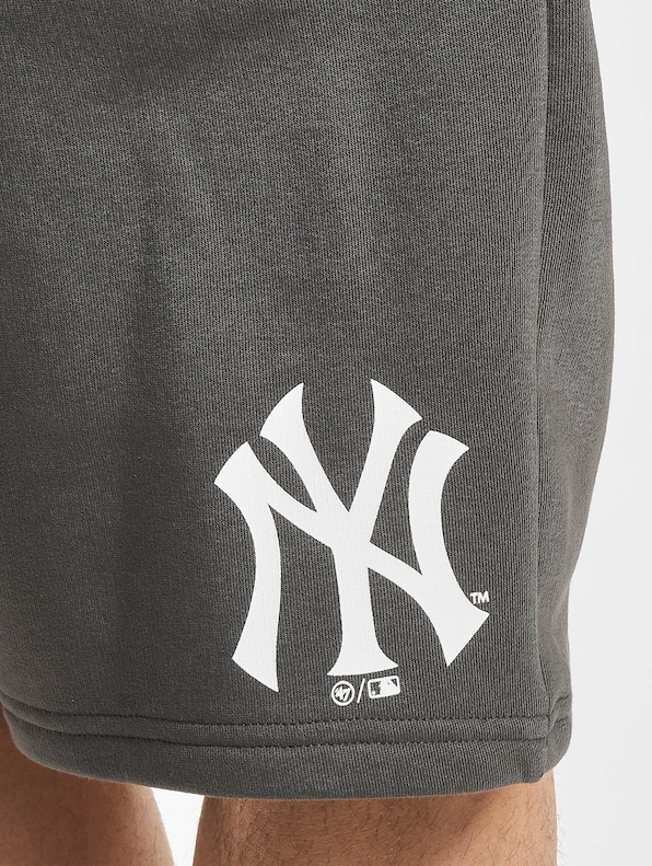 MLB New York Yankees Imprint Helix-6