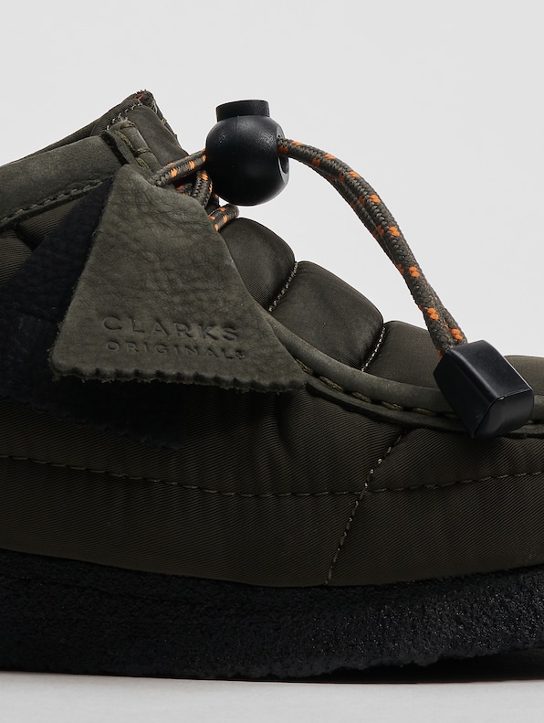 Clarks Wallabee Sneakers-9