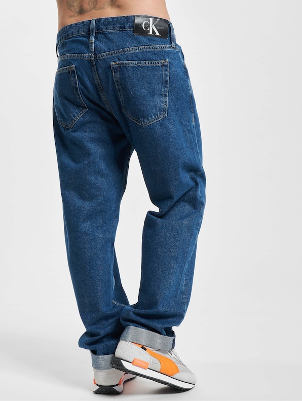 Calvin Klein 90s Straight Fit Jeans-1