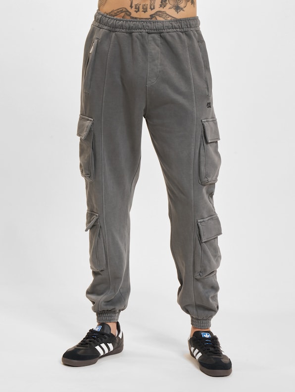 Harvey Terry Cargo-2