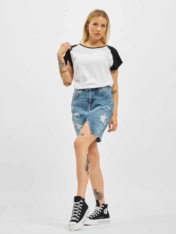 Contrast Raglan-3