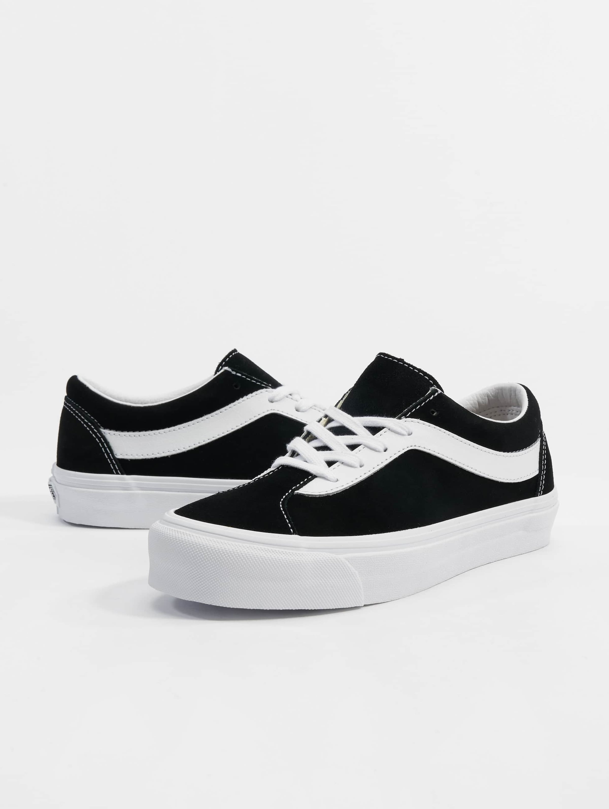 Vans 2024 bold in