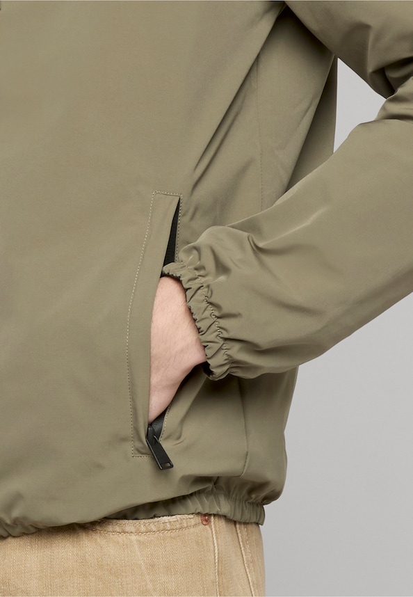 M8338A Jackets/Outerwear-3
