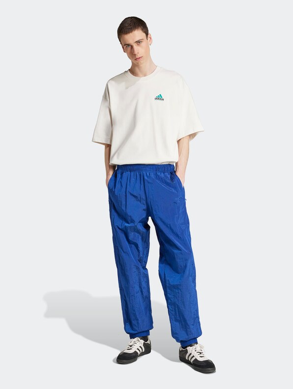 adidas Originals EQT GFX T-Shirts-3