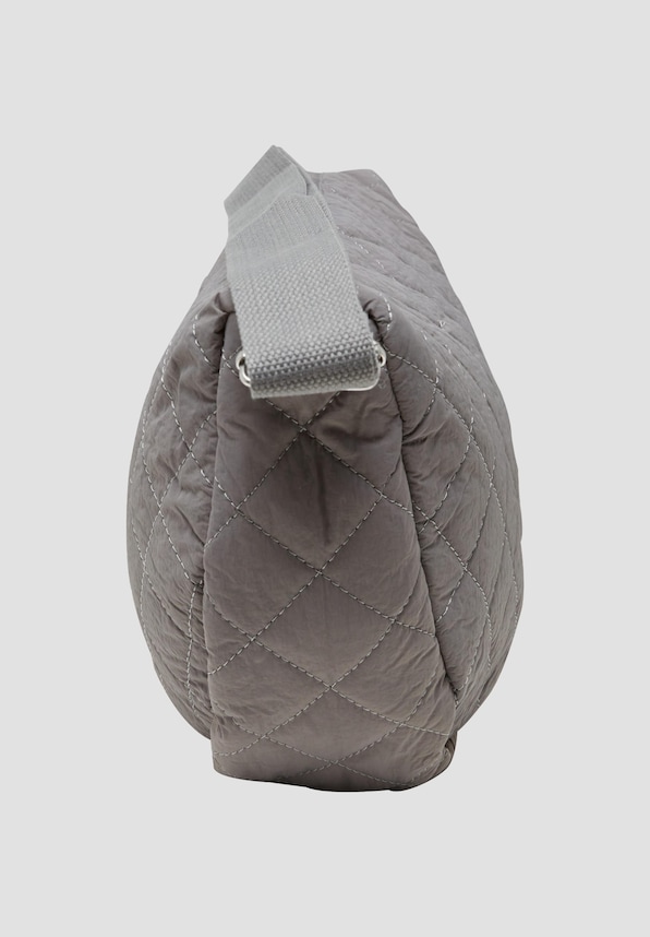 Medium Diamond Quilted-1