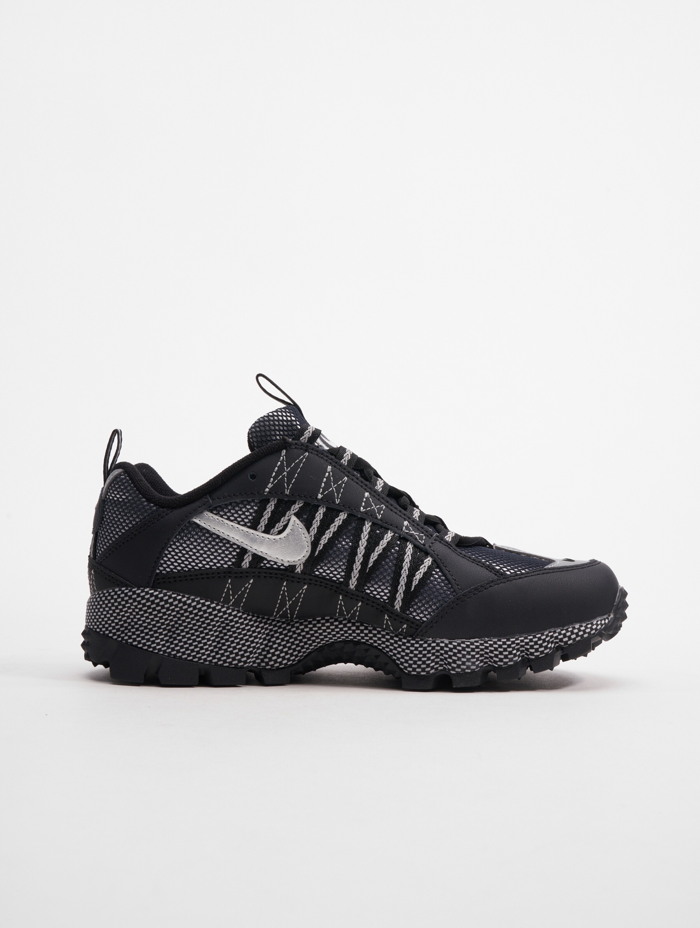 Nike air humara black online