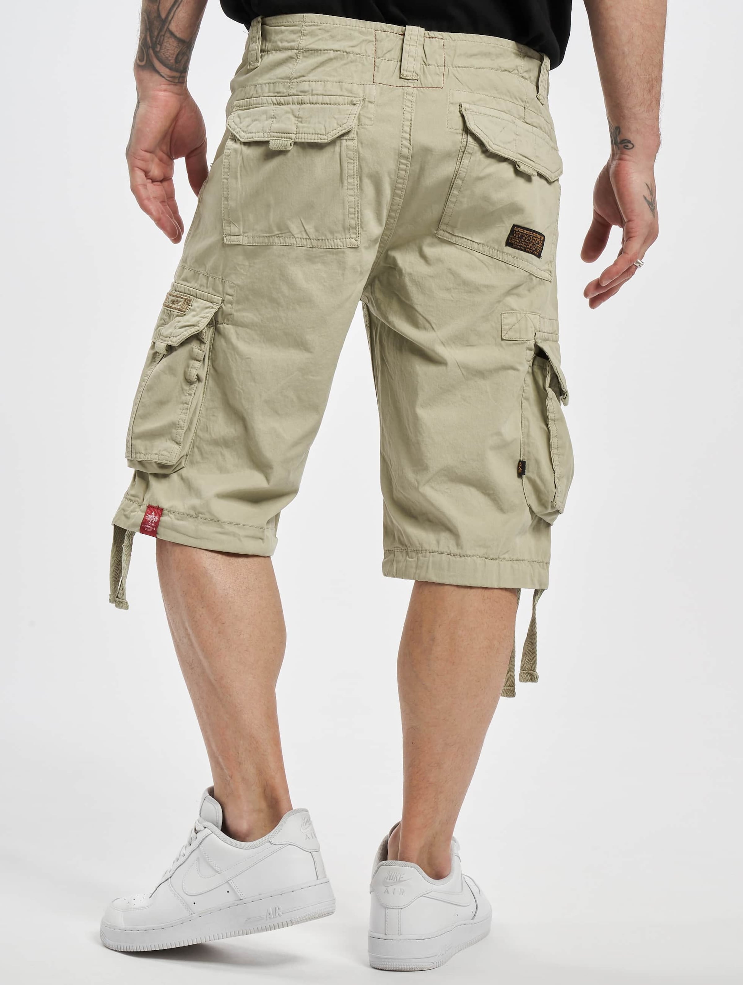 Alpha industries jet store short