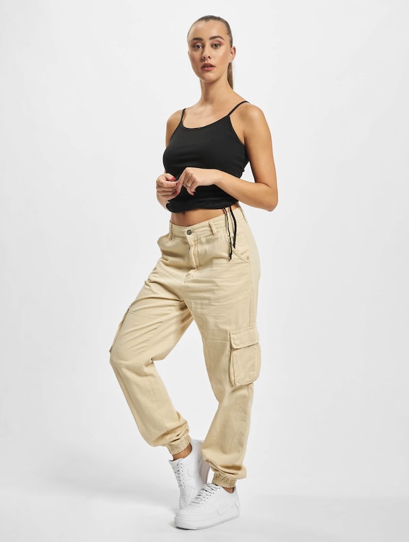 Ladies -4
