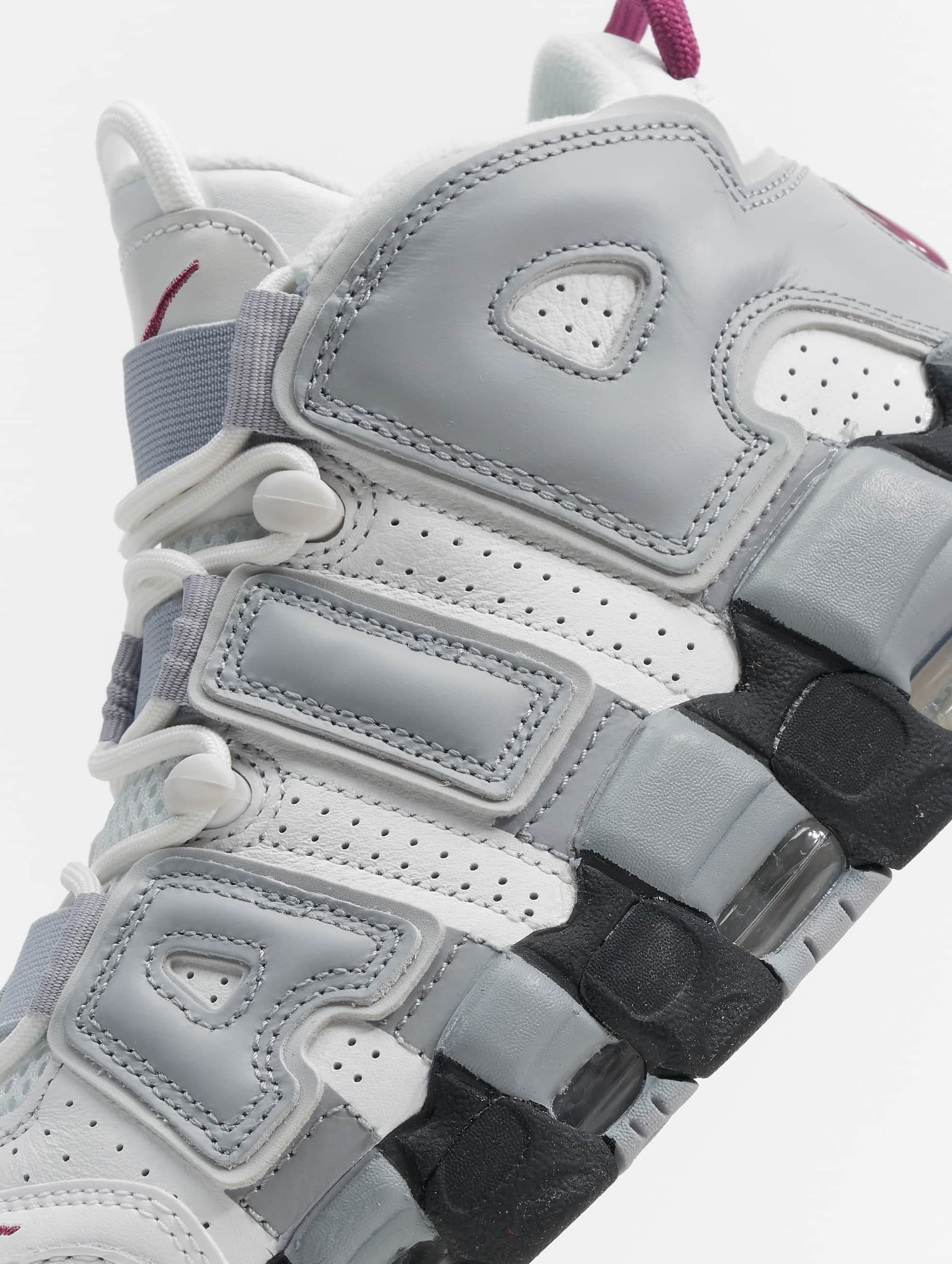 Tenis nike air deals more uptempo