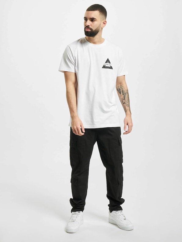 Triangle-4
