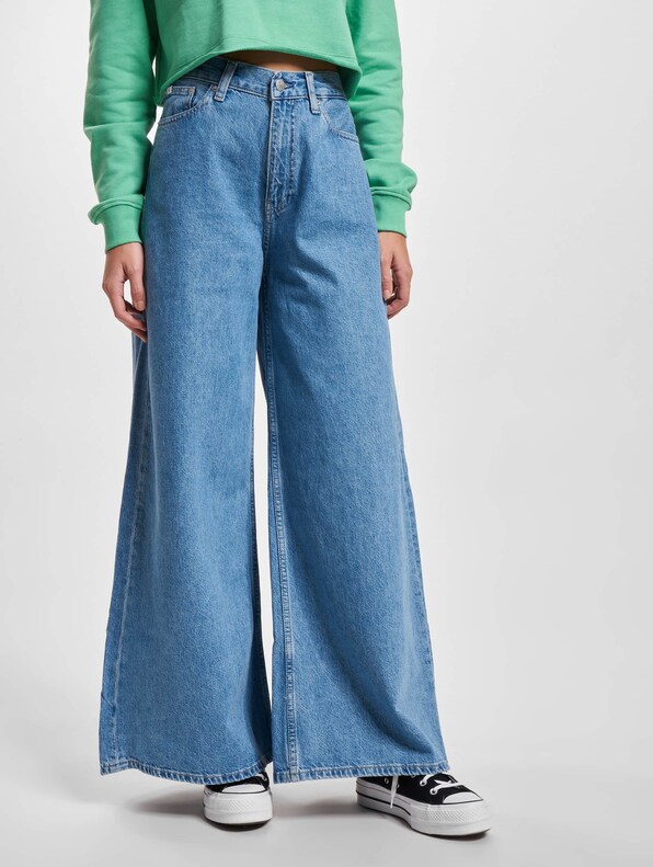 Calvin Klein Jeans Low Rise Loose Jeans-2