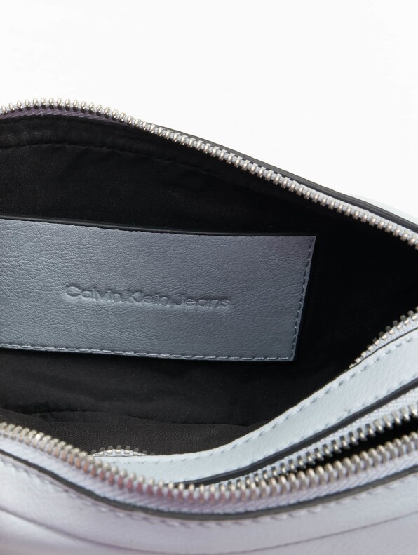 Calvin Klein Jeans Ultralight Zip Camera Umhängetaschen-6