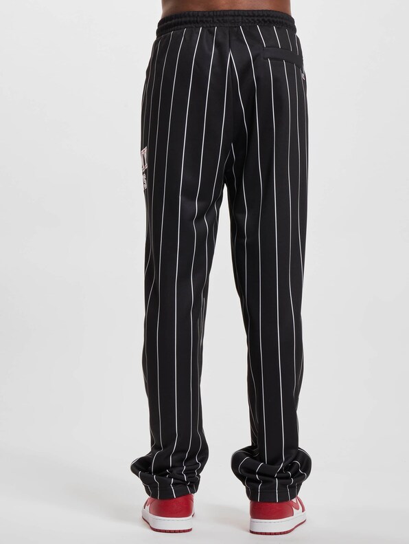 Tommy Jeans Pinstripe Ethan Track Trainingshose-1