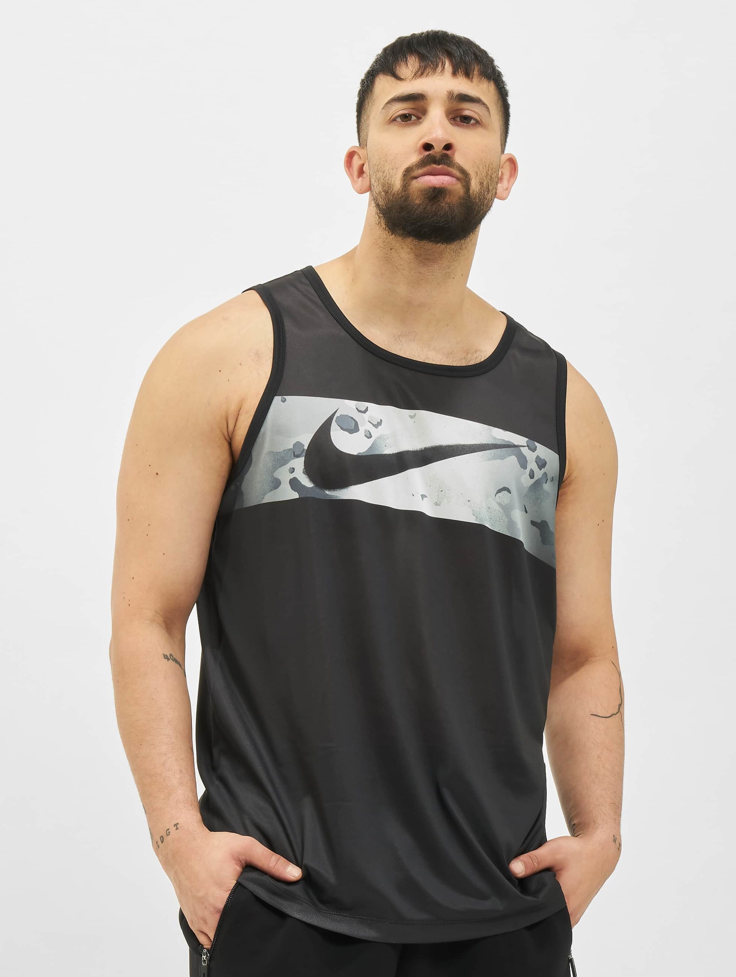 Nike Leg SW Camo Tank Tops Mannen op kleur zwart, Maat S
