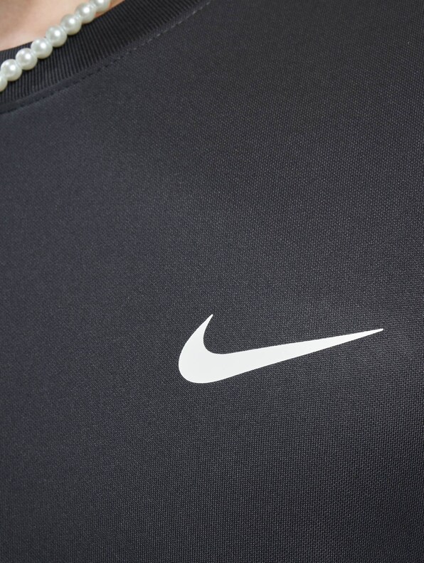 Nike NSW Repeat T-Shirt Black/Smoke-4