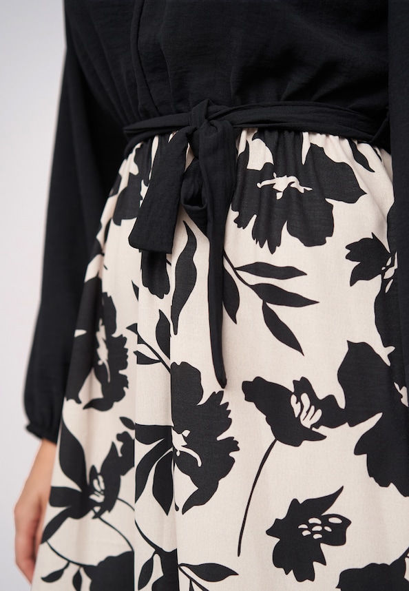 Longsleeve Dress with floral print-5