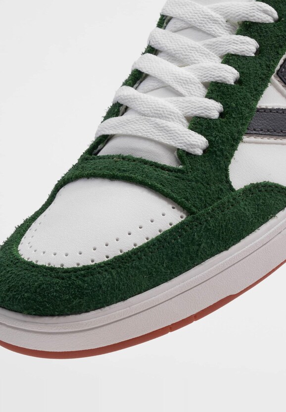  UA Lowland-9