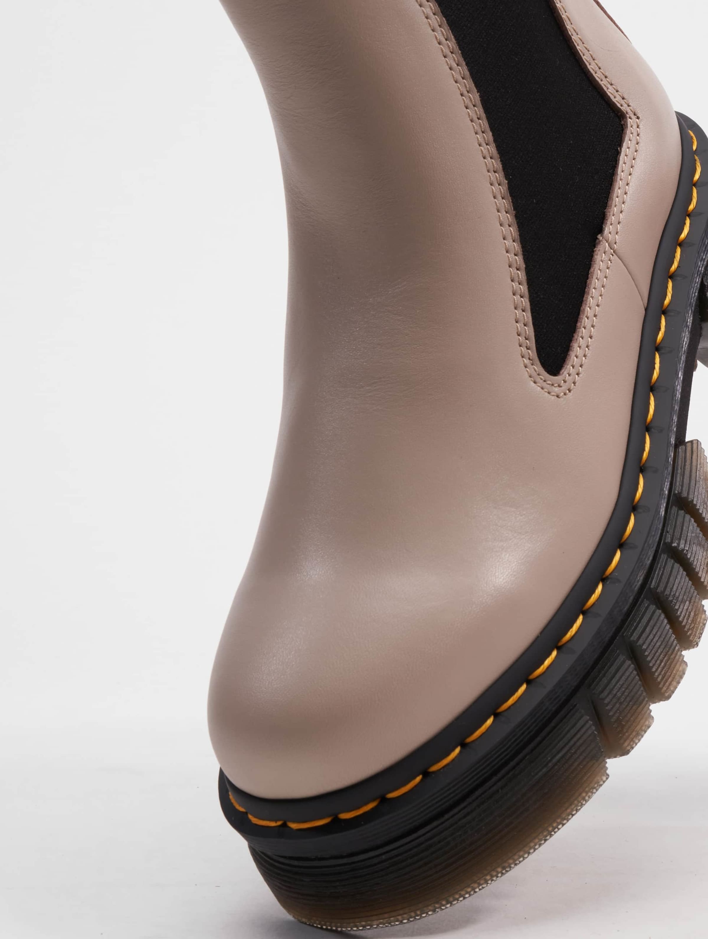 Dr martens cadence wanama heeled 2024 chelsea boots