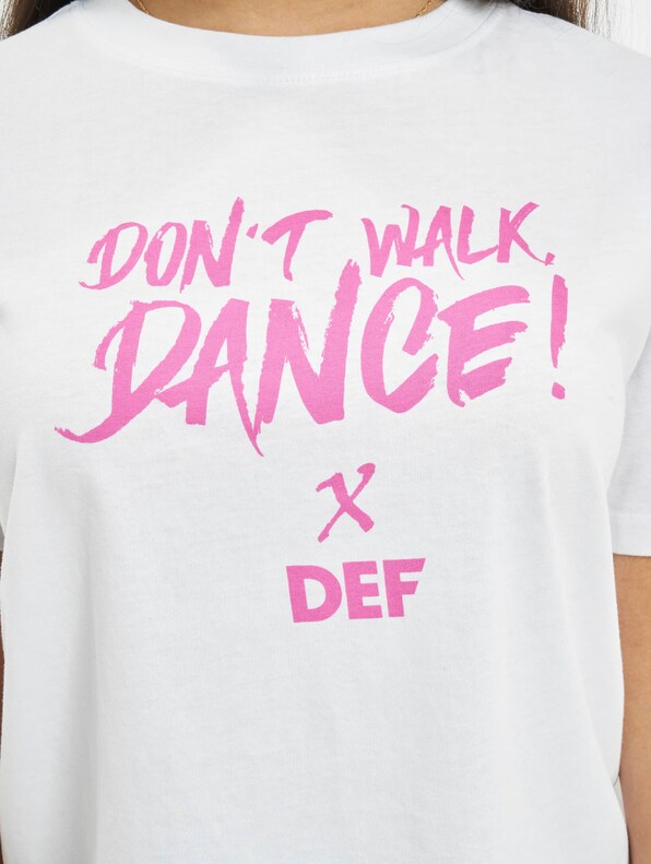 Don't Walk Dance-3
