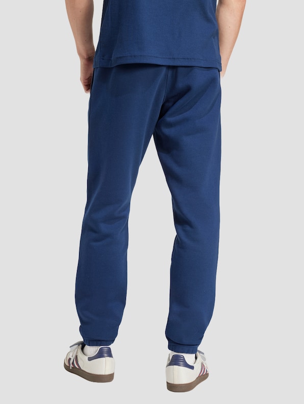 adidas Originals Essential Jogginghosen-1