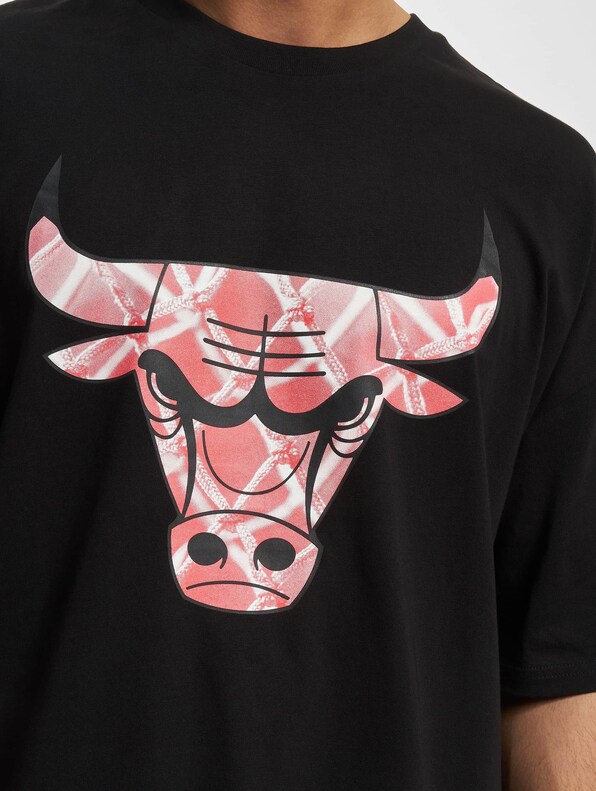 NBA Infill Logo Oversized Chicago Bulls-5