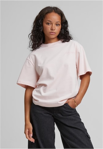 PEQUS A Paradise Beach Club Back Logo Top