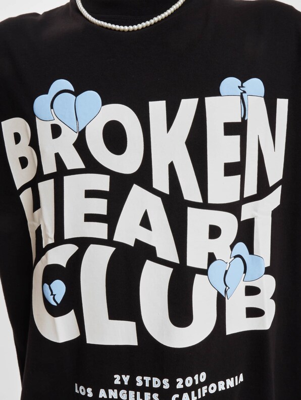 2Y Broken Heart Club Oversize Tee-3