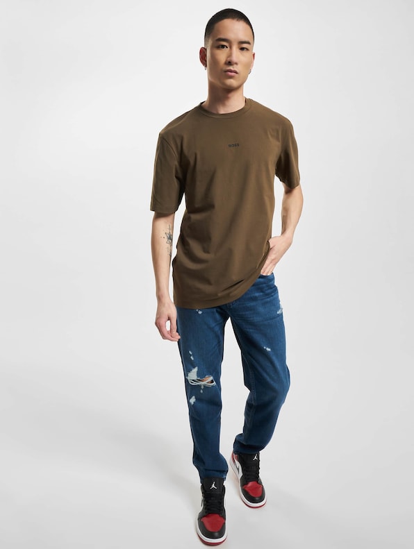 T Chup Relaxed Fit Logo -4