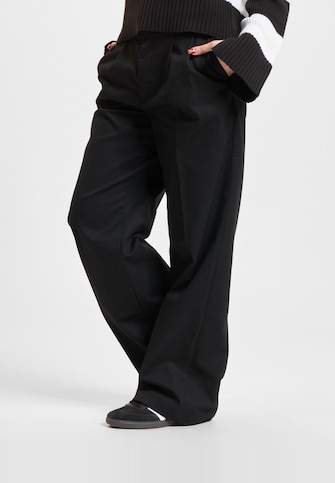 Pleated Multi Pocket 