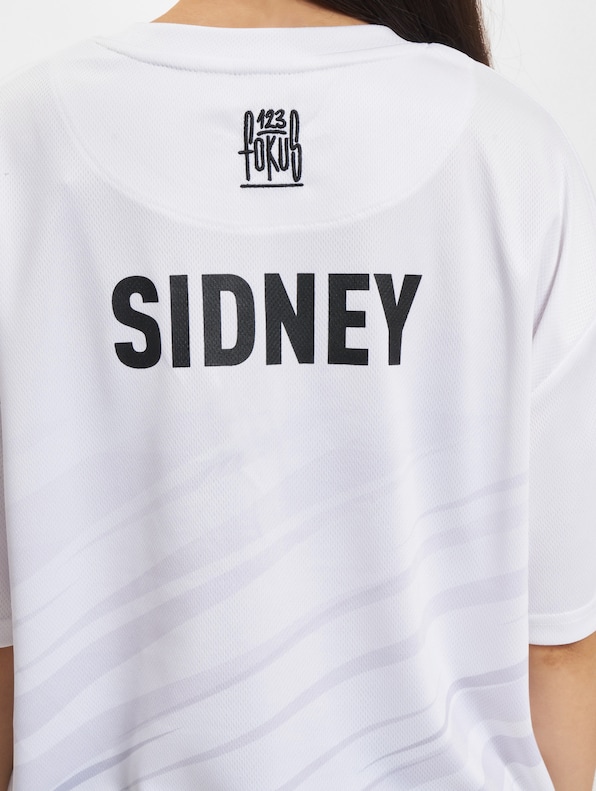 Sidney -18