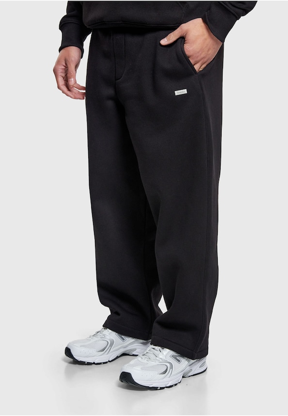 BAGGY SWEATPANTS-3