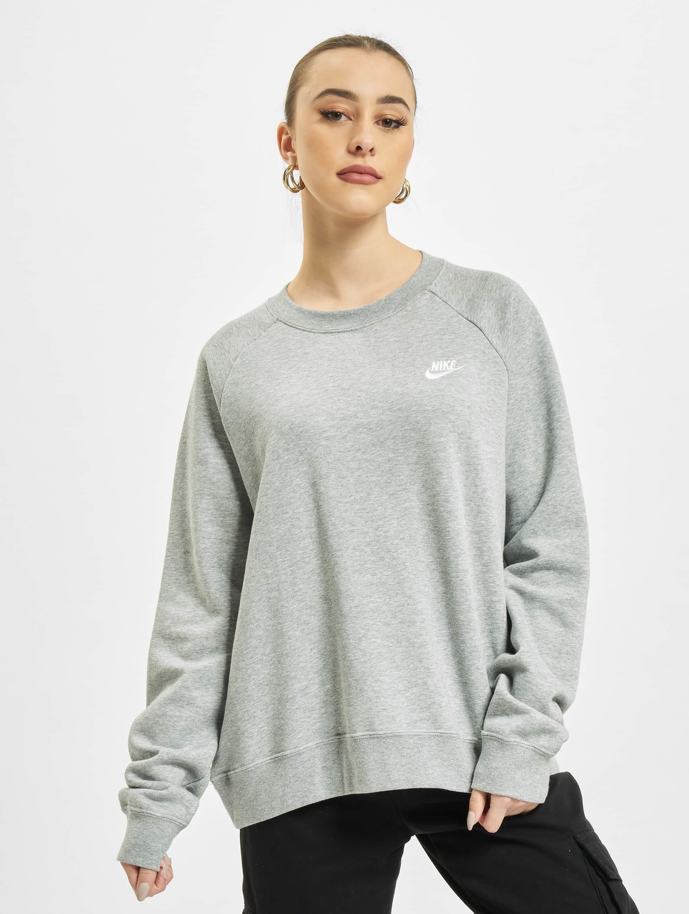 Women's nike essential crew sweatshirt hot sale