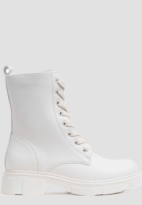 Schnürrhalbstiefel-2