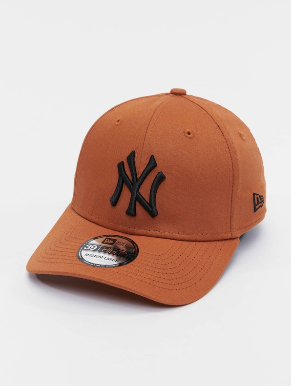 MLB New York Yankees League Essential 39Thirty -0