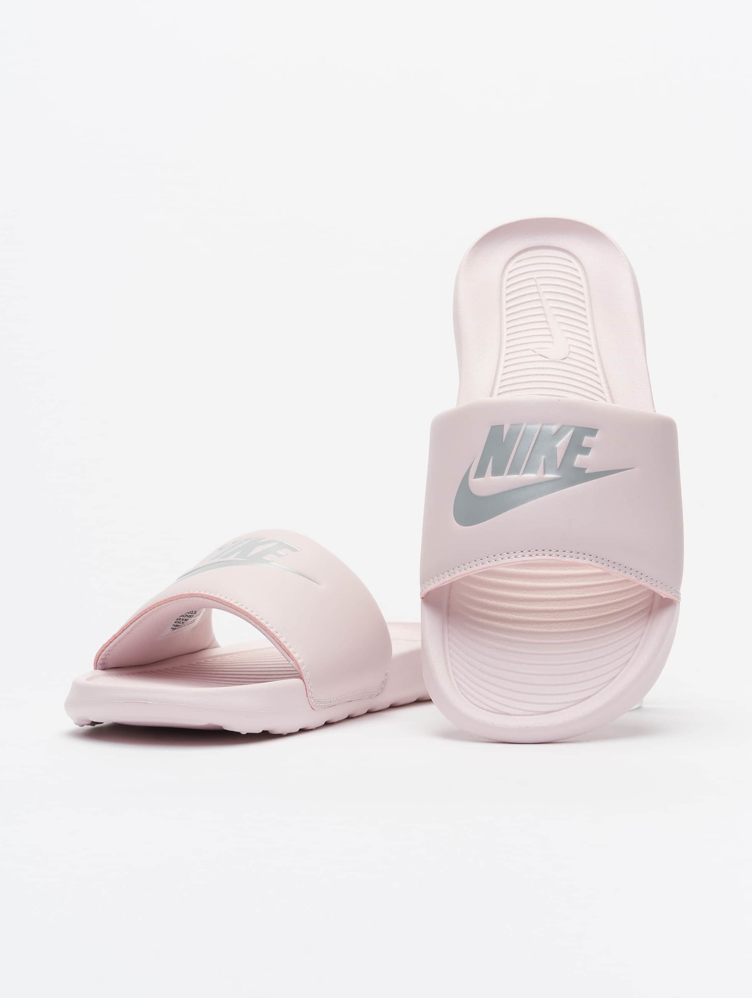 Nike W Victori One Slide Sneakers Kinderen op kleur zwart, Maat 35.5